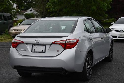 2015 Toyota Corolla S Plus