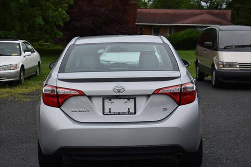2015 Toyota Corolla S Plus