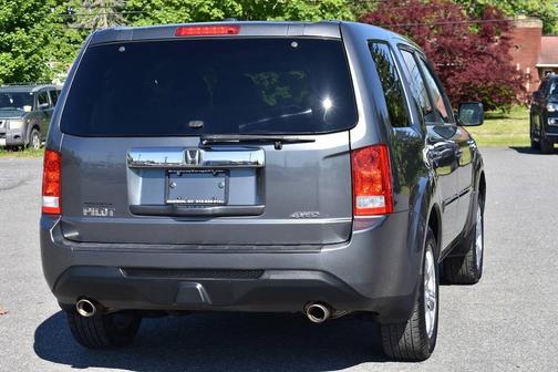Polished Metal Metallic 2012 Honda Pilot EX-L
