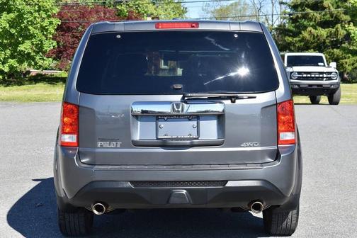 Polished Metal Metallic 2012 Honda Pilot EX-L