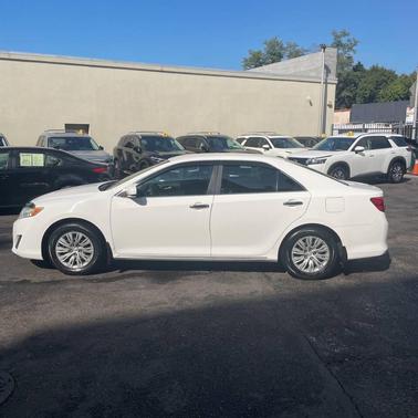 2014 Toyota Camry LE