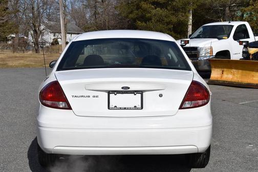 2007 Ford Taurus SE Fleet 4dr Sedan