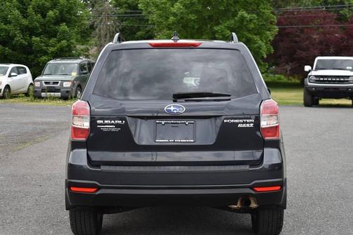 Dark Gray Metallic 2016 Subaru Forester 2.5i Premium