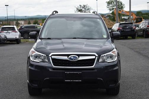 Dark Gray Metallic 2016 Subaru Forester 2.5i Premium