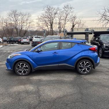 2018 Toyota C-HR XLE 4dr Crossover