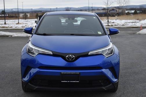 2018 Toyota C-HR XLE 4dr Crossover