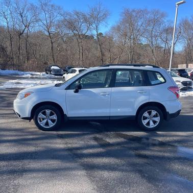 2016 Subaru Forester 2.5i