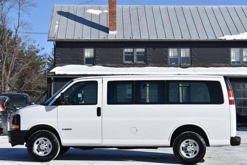 2005 Chevrolet Express 3500 Base