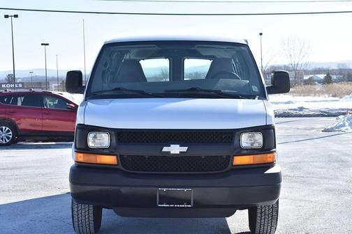 2005 Chevrolet Express 3500 Base