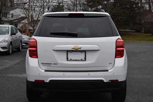 Summit White 2017 Chevrolet Equinox 1LT
