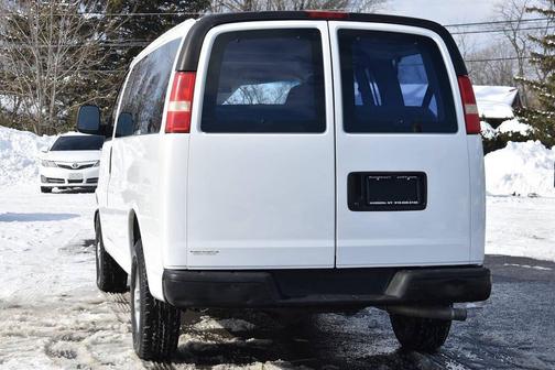 2003 Chevrolet Express 3500 Base