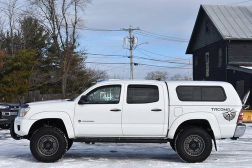 2014 Toyota Tacoma Base