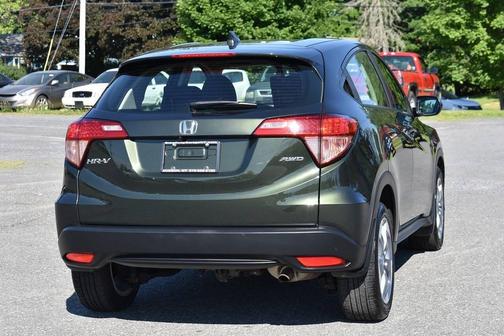 Misty Green Pearl 2018 Honda HR-V LX