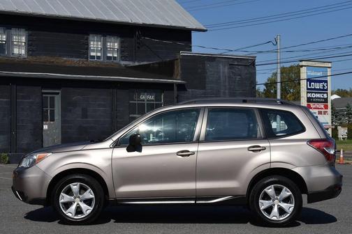 2015 Subaru Forester 2.5i