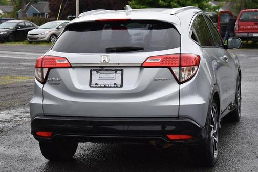 Lunar Silver Metallic 2019 Honda HR-V Sport 4dr Crossover