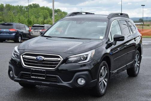 Crystal Black Silica 2019 Subaru Outback 3.6R Limited
