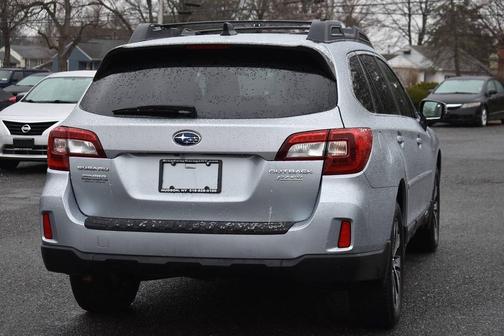 Ice Silver Metallic 2016 Subaru Outback 2.5i Limited