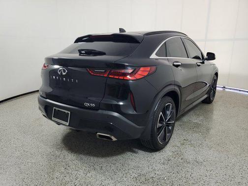 2022 INFINITI QX55 LUXE