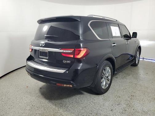 2018 INFINITI QX80 Base