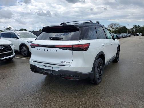 Rad Wht 2026 INFINITI QX60 SPORT