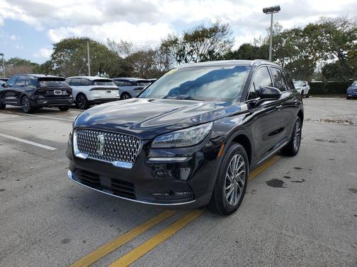 2022 Lincoln Corsair Standard