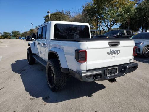 2020 Jeep Gladiator Overland