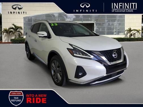 White 2023 Nissan Murano Platinum