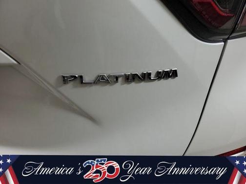 White 2023 Nissan Murano Platinum