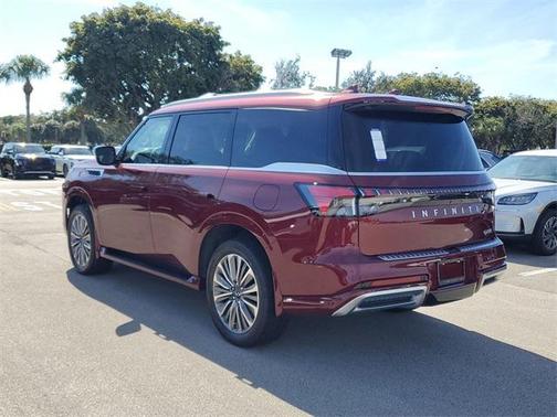 2025 INFINITI QX80 Luxe