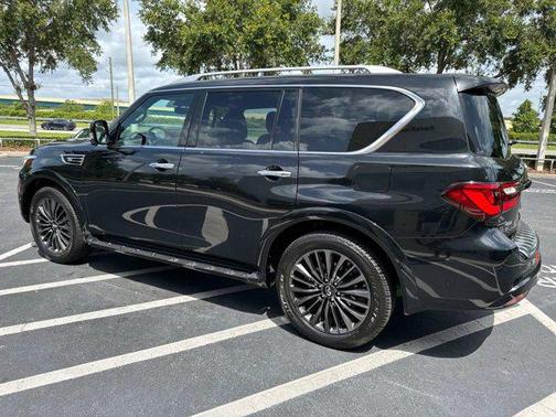 2024 INFINITI QX80 SENSORY AWD