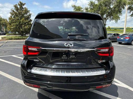 2024 INFINITI QX80 SENSORY AWD