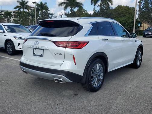 2025 INFINITI QX50 Luxe AWD