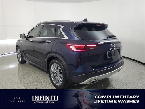 2024 INFINITI QX50 LUXE