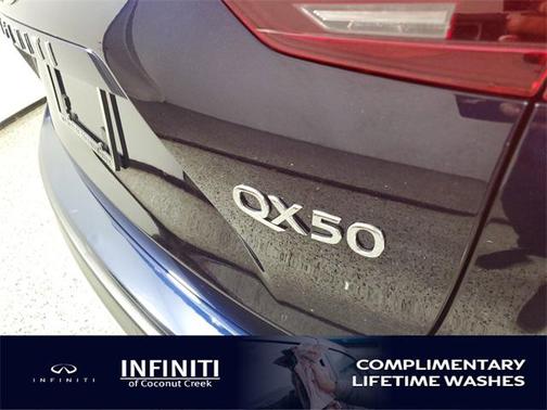 2024 INFINITI QX50 LUXE