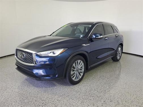 2024 INFINITI QX50 LUXE
