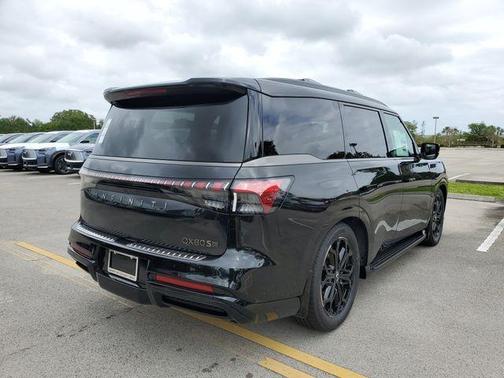 Diamond Black 2026 INFINITI QX80 SPORT