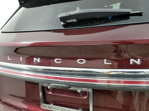 Burgundy 2023 Lincoln Nautilus Standard