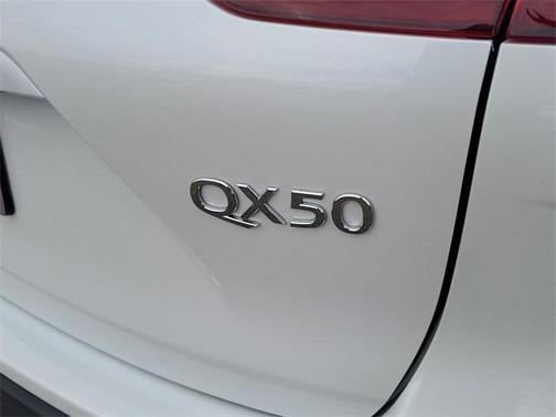 2025 INFINITI QX50 Luxe AWD