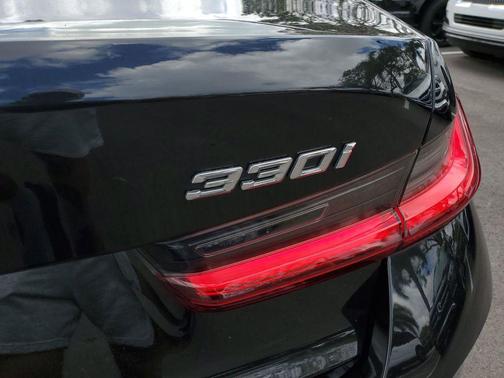 2023 BMW 330 i