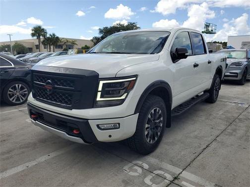 2022 Nissan Titan PRO-4X