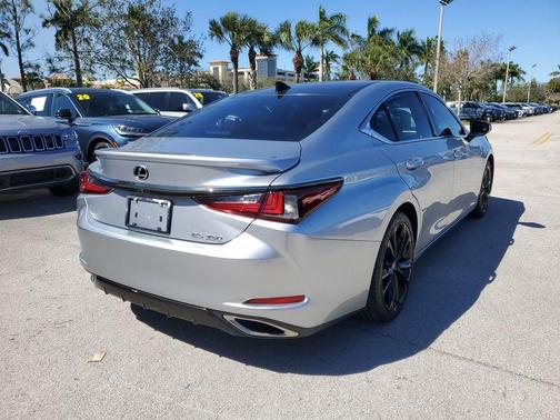 2022 Lexus ES 350 F Sport