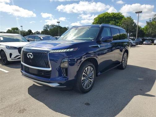 2025 INFINITI QX80 Luxe