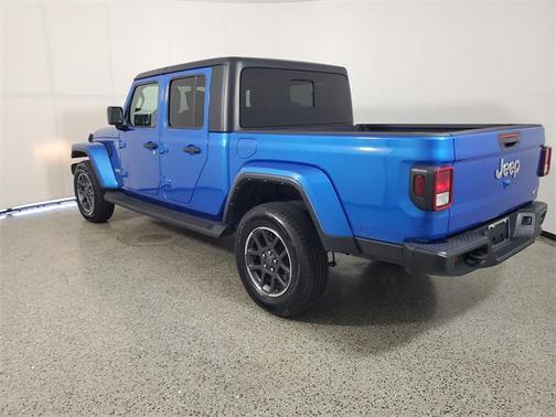 2022 Jeep Gladiator Overland