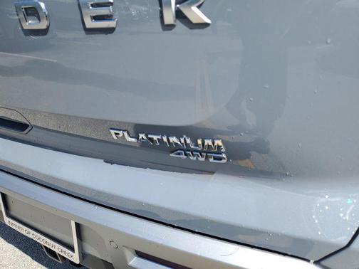2024 Nissan Pathfinder Platinum 4WD