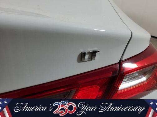 Summit White 2025 Chevrolet Malibu LT