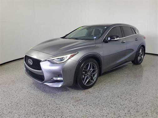 2018 INFINITI QX30 Sport