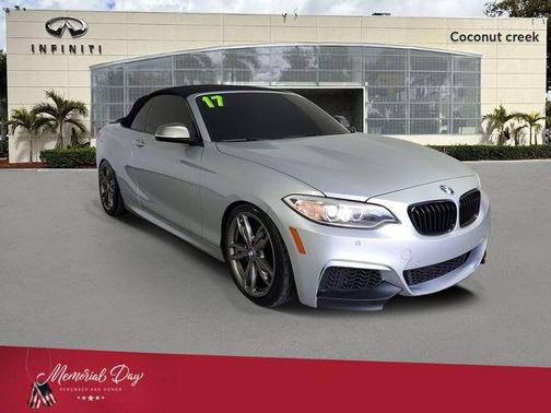 Glacier Silver Metallic 2017 BMW M240 i