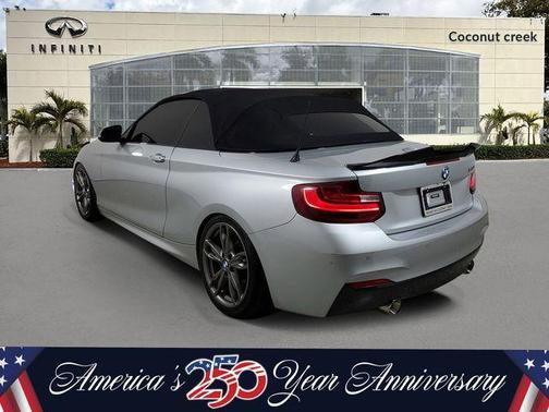 Glacier Silver Metallic 2017 BMW M240 i
