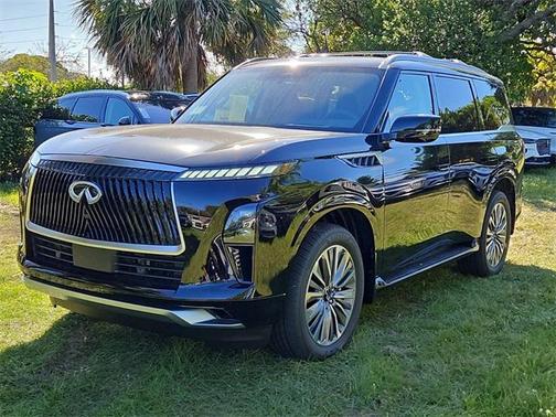 2025 INFINITI QX80 Luxe