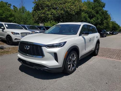 2025 INFINITI QX60 Luxe
